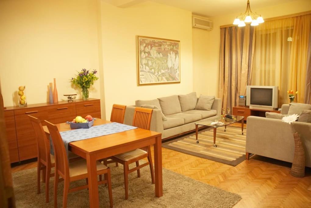 Alegra Apartment In Sofia Downtown Exterior photo